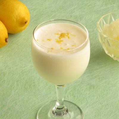 レモンシャーベットシャンパン添え